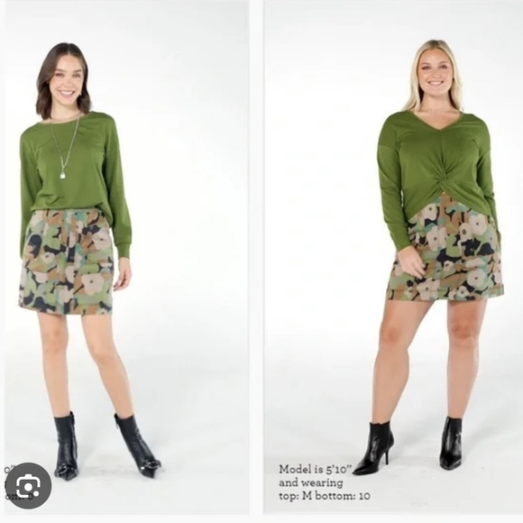 Cabi Green Turnaround Top - Picture 4 of 4